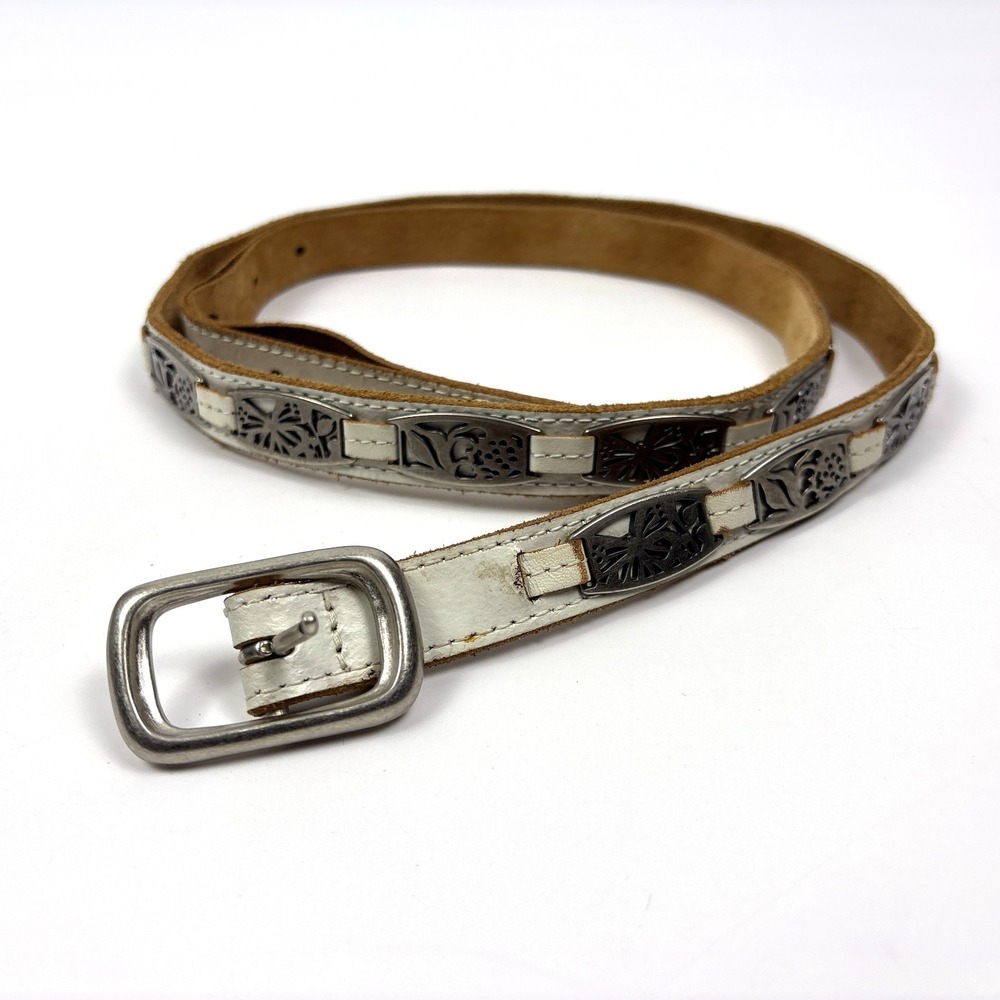 VTG Fossil Leather Belt Womens 38 XL White Silver Overlays Floral Butterfly West